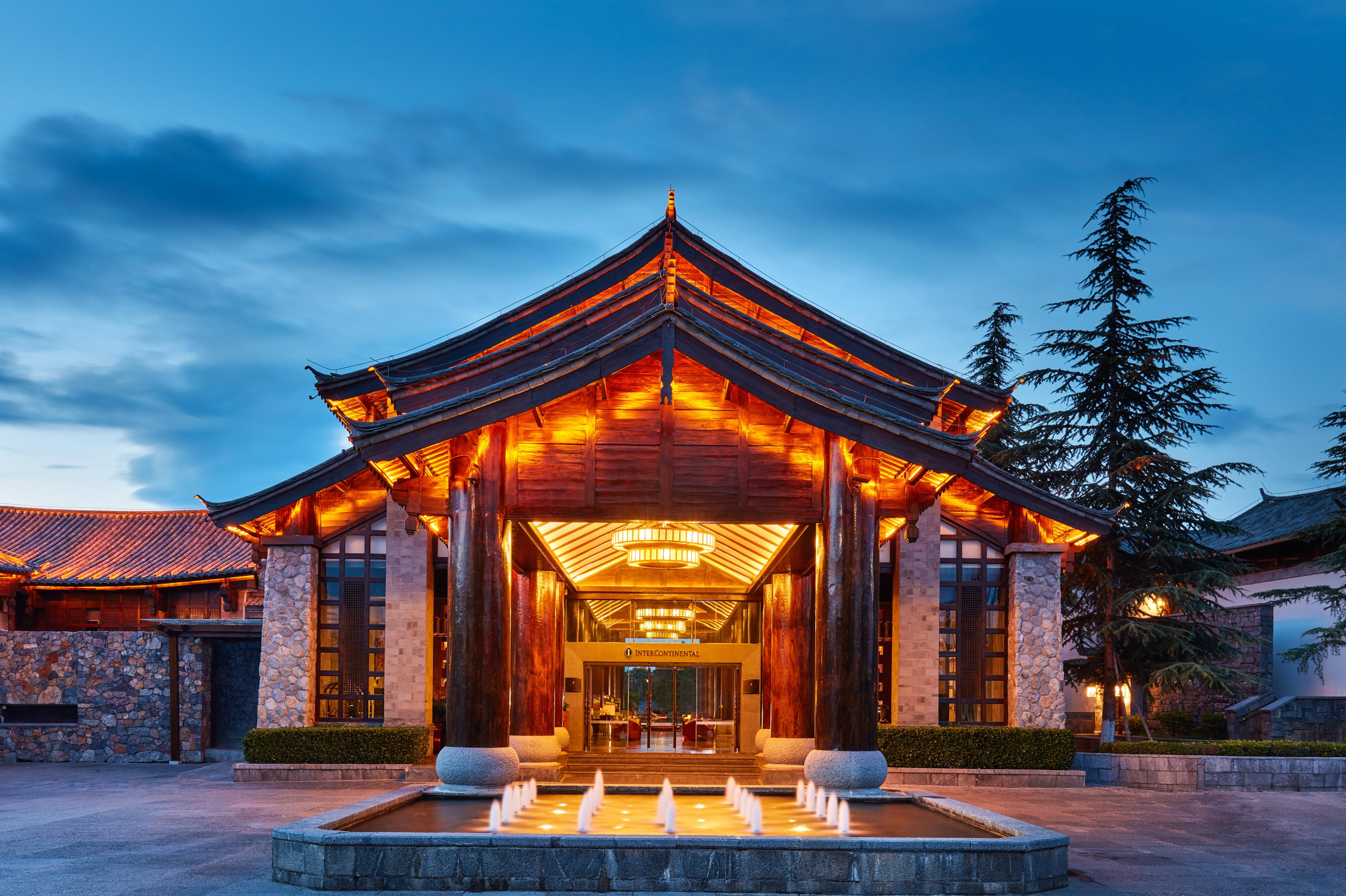 Intercontinental Lijiang Ancient Town Resort By Ihg Lijiang (Yunnan) Exterior foto